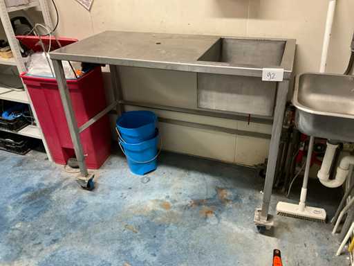 Évier mobile en acier inoxydable