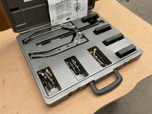 OTC 7057 Universal Joint Service Set