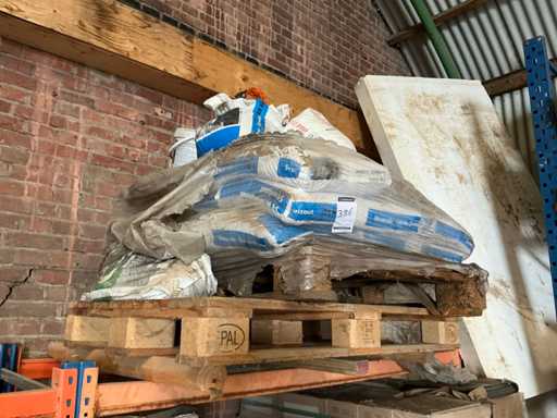 Batch of road salt and miscellaneous