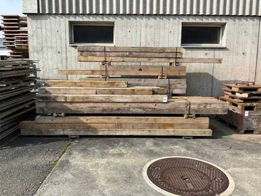 Mult lemn de construcție