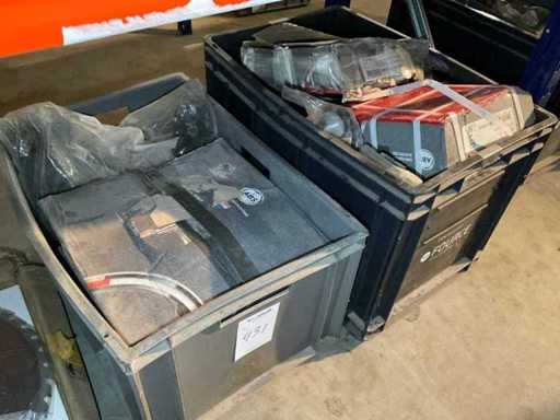 Charge von ABS-Autoteilen