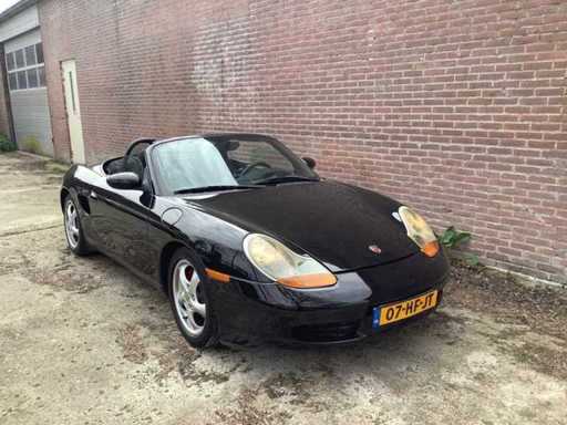 Porsche Boxster kabriolet osobowy z 1998 roku