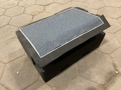 Speziell geformter Abstandshalter