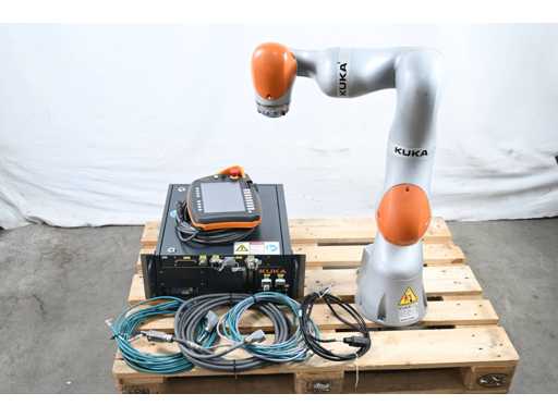 KUKA LBR IIWA 14 R820 Kuka Robot LBR iiwa 14 R820