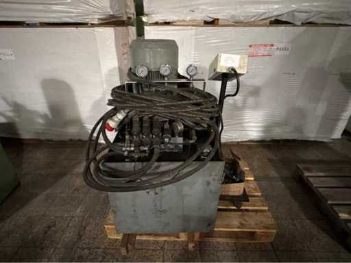 Unità di potenza idraulica inclusa il controllo per 3 cilindri