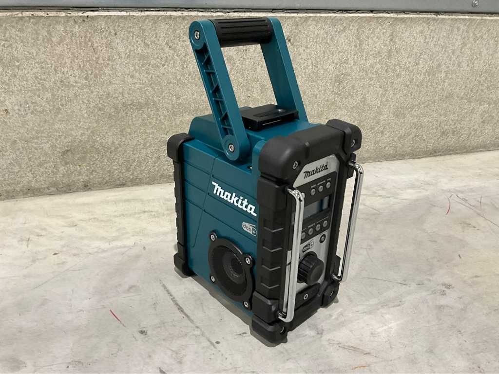 2023 Makita DMR110N Makita Baustellenradio