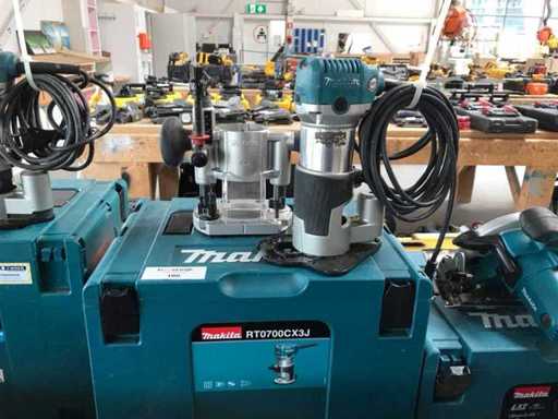 Makita RT0700CX3J Router