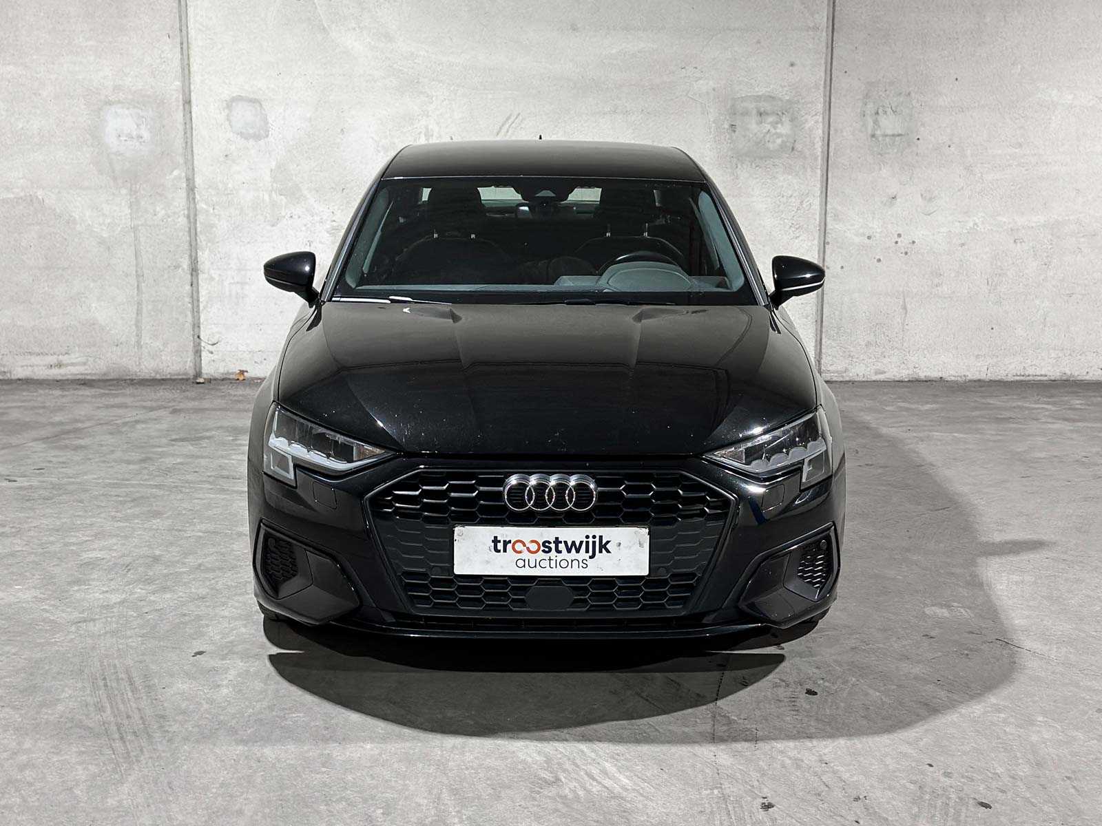 Audi A3 Saloon 35 TFSI Pro Line 150hp 2023 (Original-NL + 1st Owner), X-645-JF