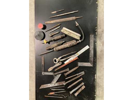 Attrezzature per scalpellini: scalpelli pneumatici, asta, quadrati, scalpelli