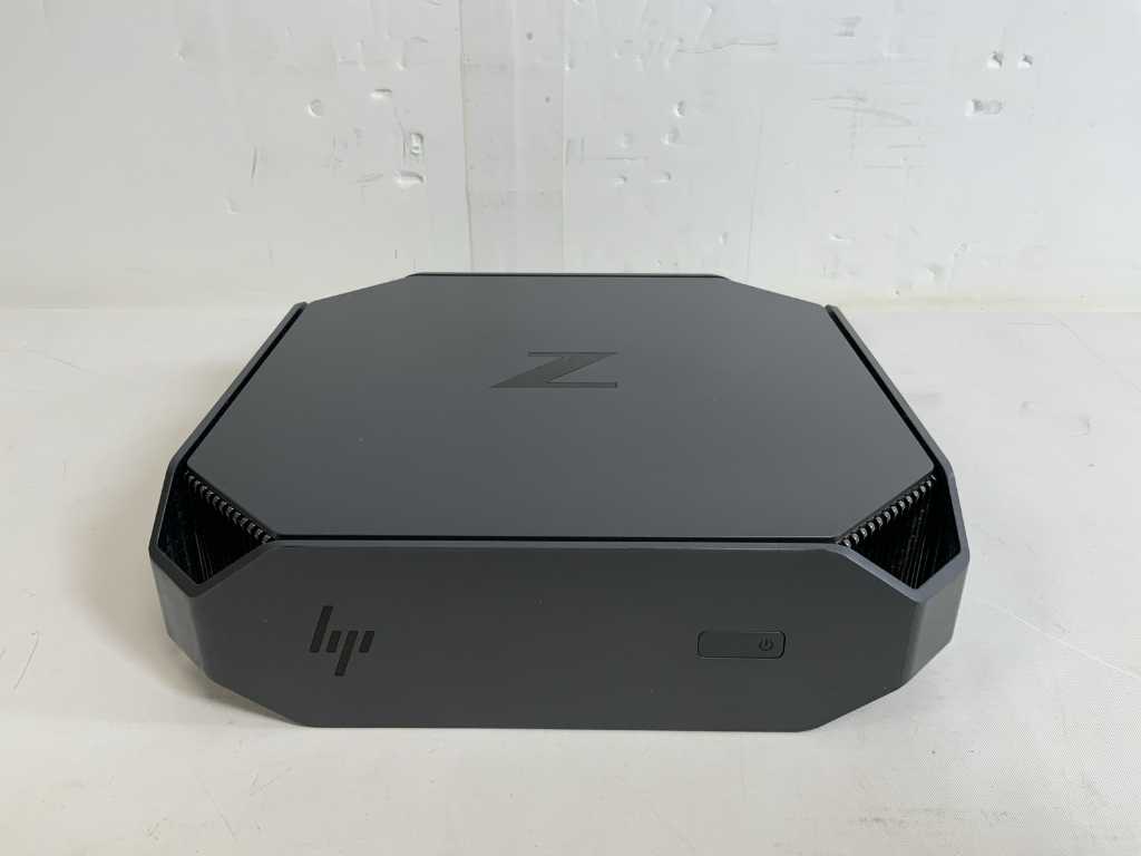 HP Z2 Mini G4, Core(TM) i7 8. Generation, 32 GB RAM, 512 GB NVMe, NVIDIA Corp. Quadro P1000 Mobile 4 GB WorkStation