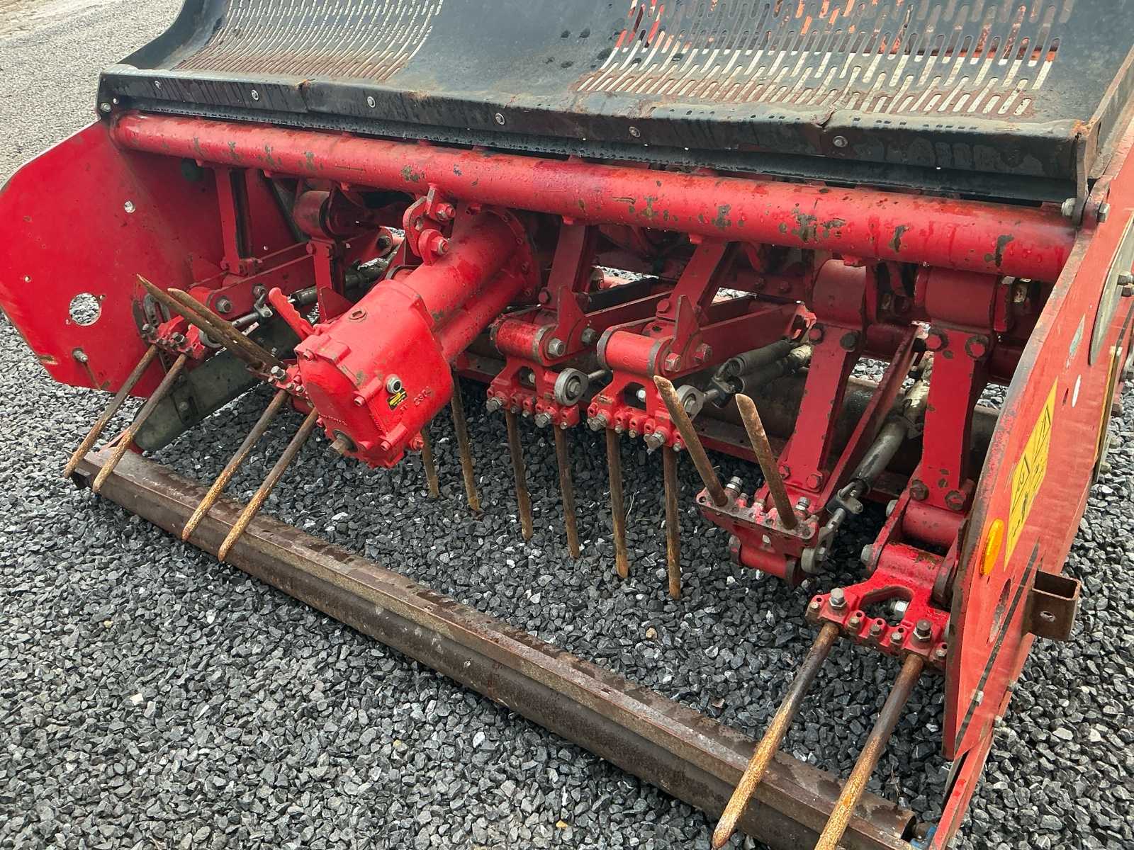 Redexim Verti-Drain 7521 Lawn aerator/ soil spike tillage