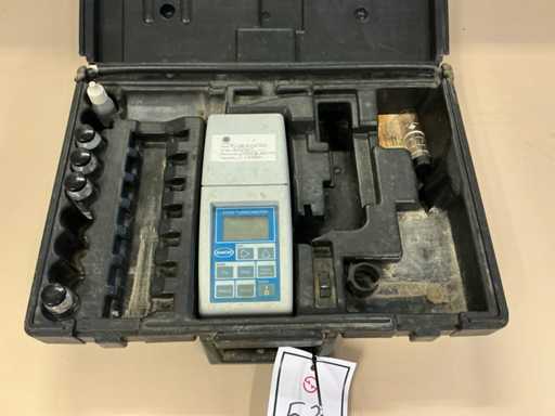 Przeno?ny miernik zm?tnienia HACH 2100 P