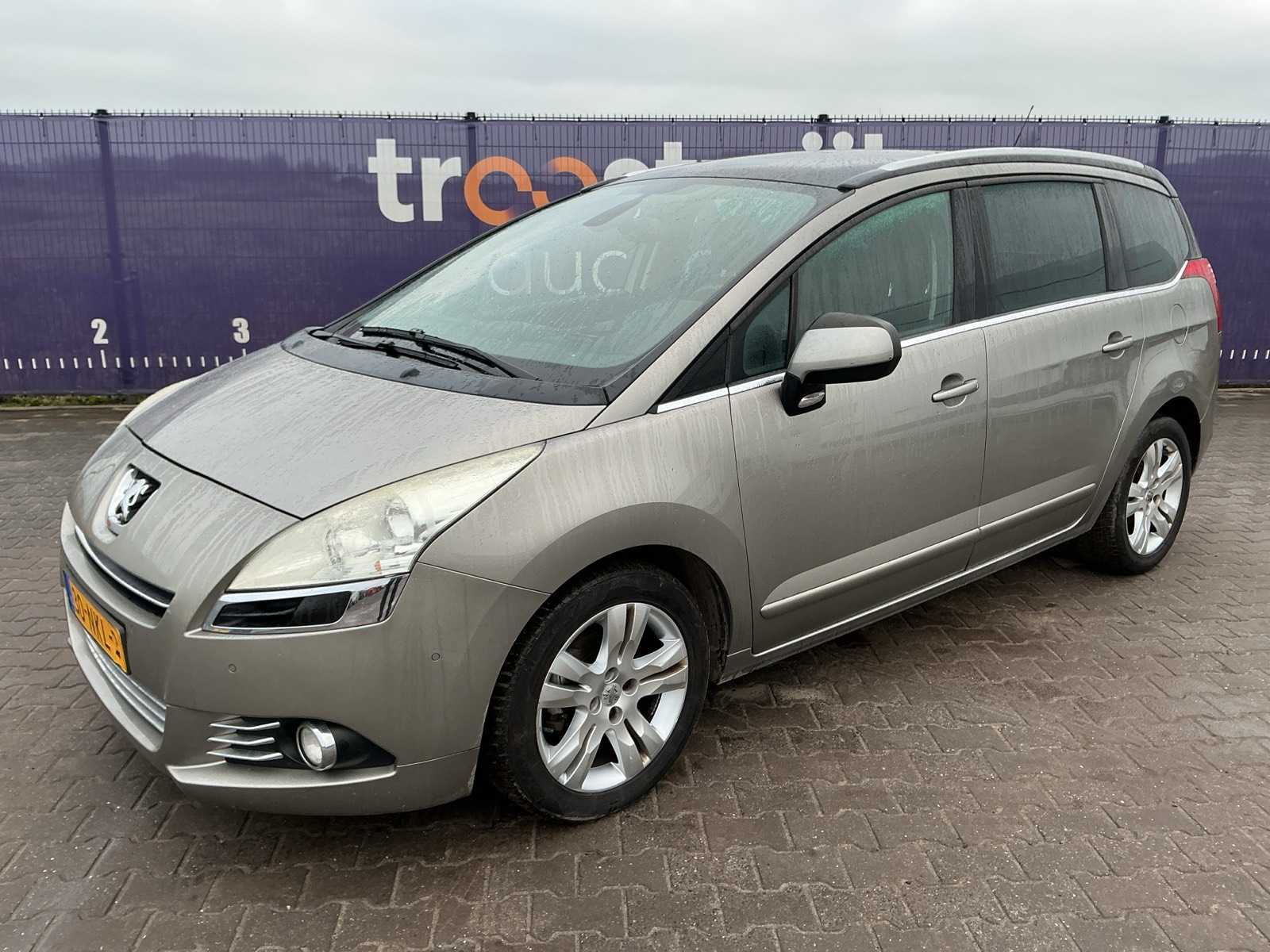 2010 – Peugeot – 5008 – 1.6 THP B.L. Exe 7p. – Car