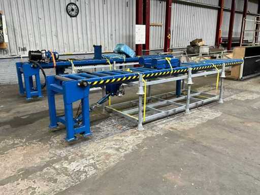 2020 PvE / P. van Eijzeren Tilting roller conveyor (2x)