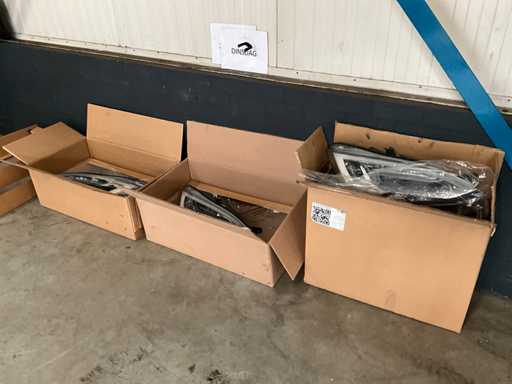 Tesla Model S Scheinwerfer (3x)