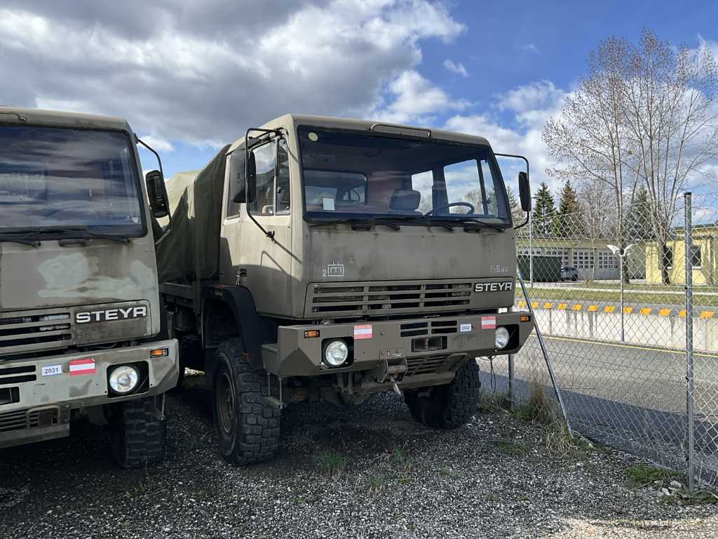 1988 Steyr 12M18 Vehicul militar