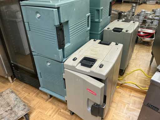 Lot warmhoudkisten Warmhoudkast