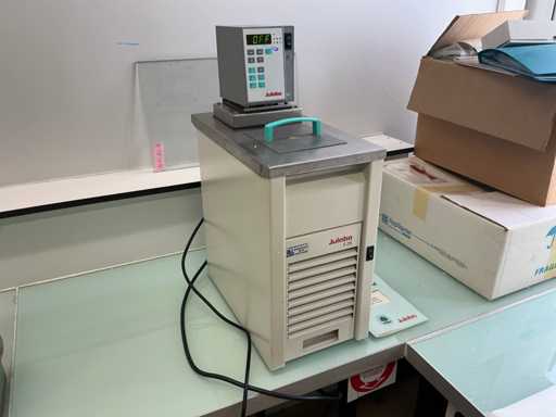 Julabo F25 Cryostat à circulation