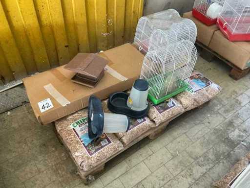 Stock of various accessories for animals