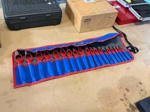 Zestaw Turners Punch 19 elementów