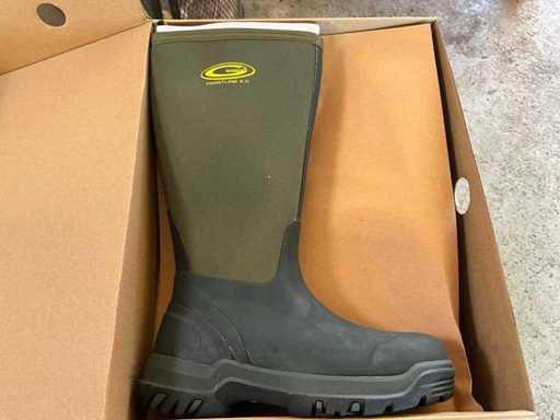 Grub’s Frostline 5.0 Pair of boots (4x)