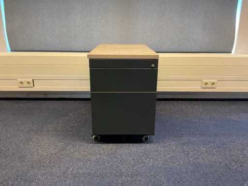 Rechteckige Kommode 80x43x61 cm