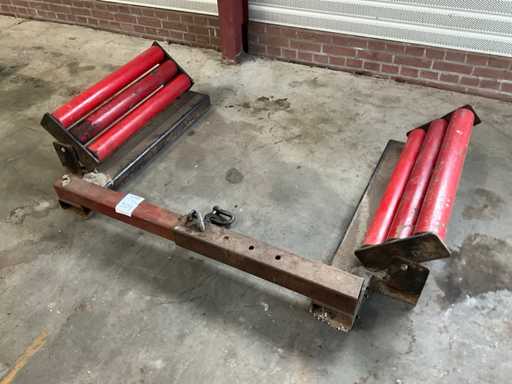 Dispositif de retrait et d’assemblage des pneus