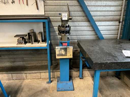 Bihler VST 3-105 Handstanz- und Stanzmaschinen