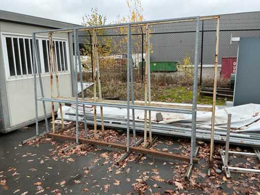 Diverse metalen bokken (4x)