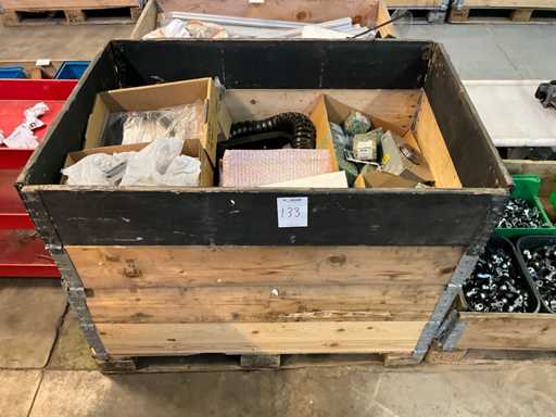 Verschiedene Maschinenteile