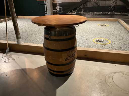 Standing table wine barrel