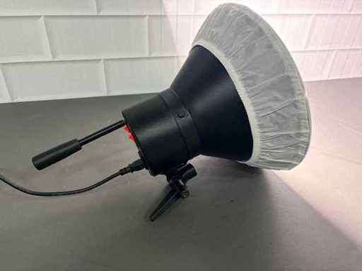 Quattro - CF009 - Luce fluorescente