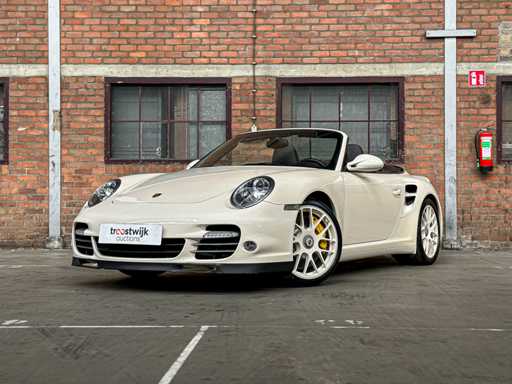 Porsche 911 Turbo Cabriolet 997.2 3.8 TT 500 PS 2010 -Hardtop- Youngtimer (23.000 km) 