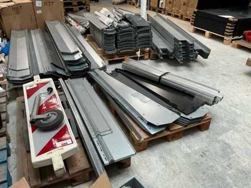 Side and rear plates, ballast trays Side plates, back plates and ballast trays Other solar energy