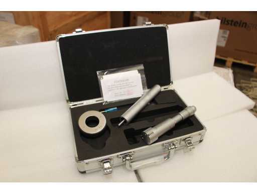 FREUTEK SDM0062 3-Point Inside Micrometer 30-40 x 0.05 mm