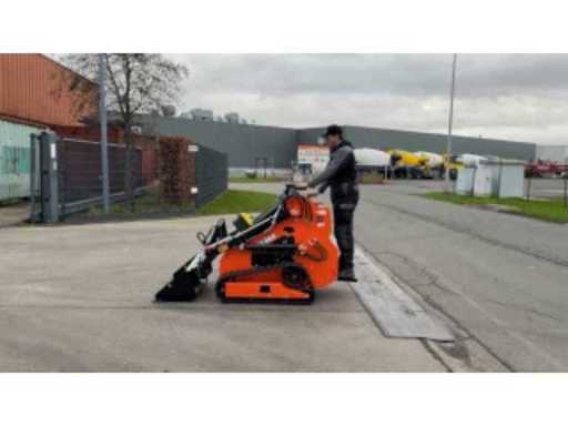 f42082a0-eaad-4bc6-b469-64859149eb52.mp4