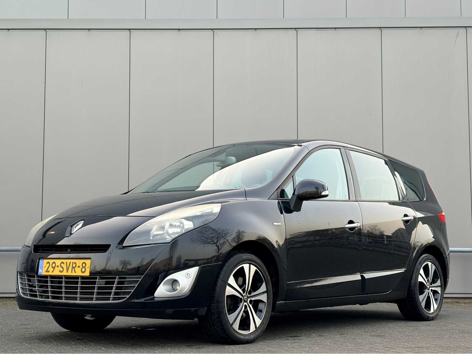 Renault Grand Scénic z 2011 r., przebieg 38 987 km! Samochód osobowy