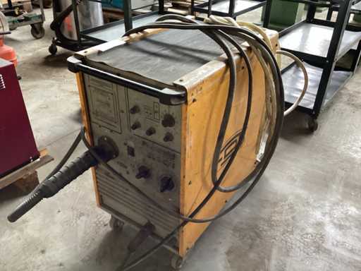 FDB 300 Saldatrice a filo continuo