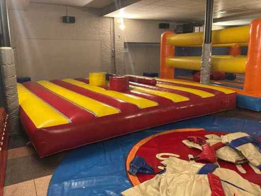 Inflatable gladiator arena