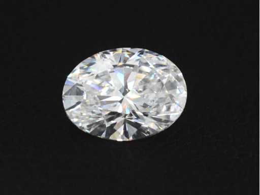 Diamant - diamant taille ovale d’environ 3,00 carats (certifié)
