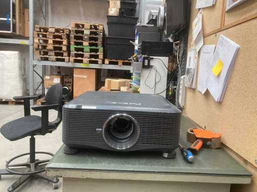 NEC NP-PX800XG Video Projector for Spare Parts