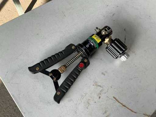 Beamax PGC Calibration pump