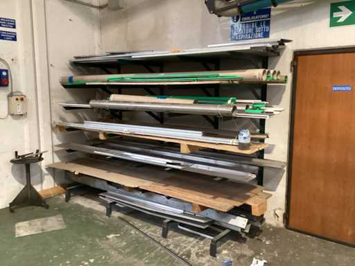 Profiel en buizenopslagrekken