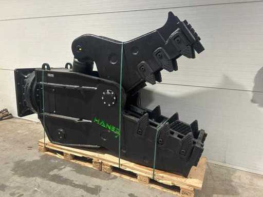 D | Attachments for machines