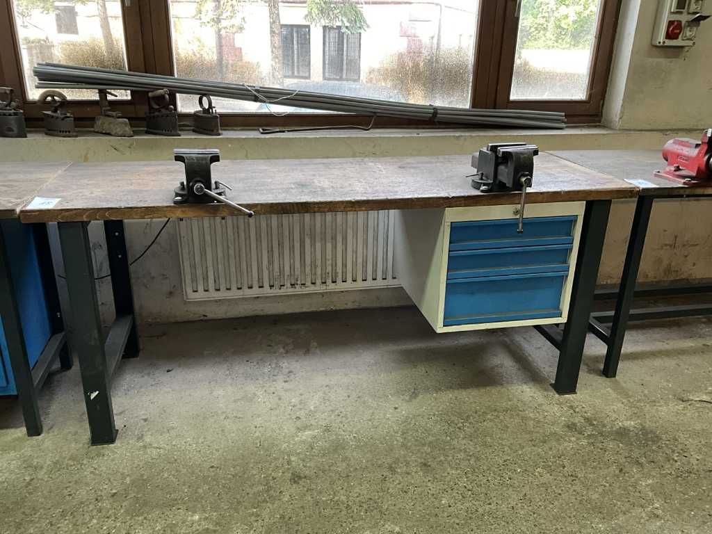 working table