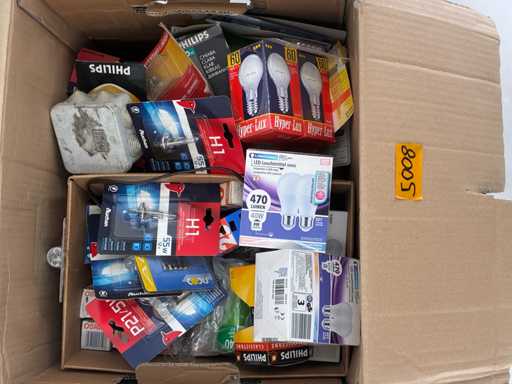 Leuchmittel_Konvolut