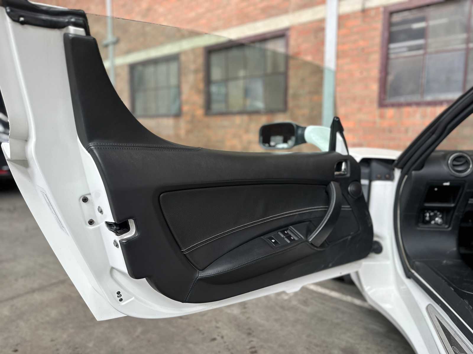 Tesla Roadster 2.0 SIGNATURE EDITION - NR 185 VAN 250 252pk 2010 (Origineel-NL), 15-KZH-4