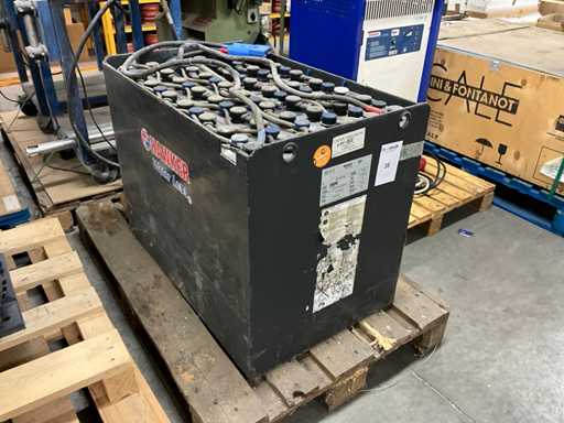 2017 Hawker 48V 4 PZM 500 Forklift Battery
