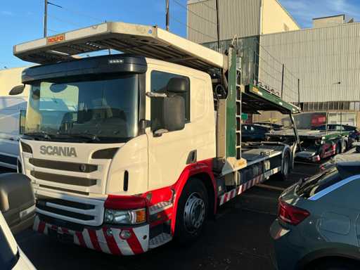 Camion transporteur de voitures Scania P410 2016