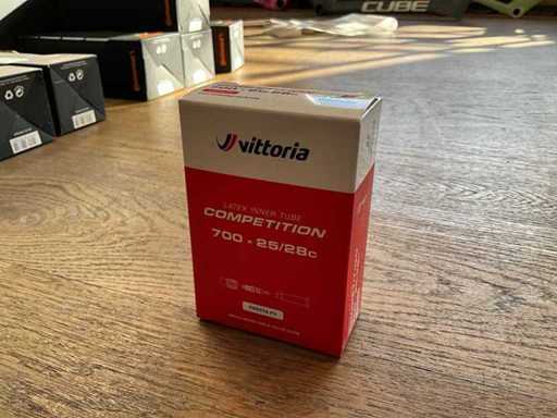 Vittoria Competition 700x25/28c FV Presta valve 48mm inner tube (18x)